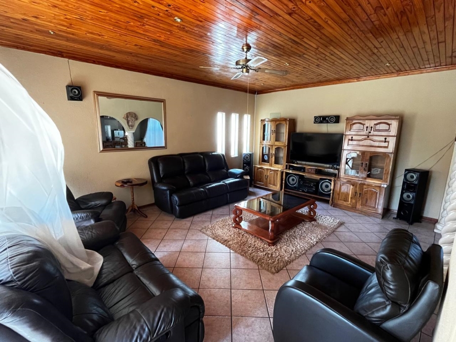 3 Bedroom Property for Sale in Neserhof North West